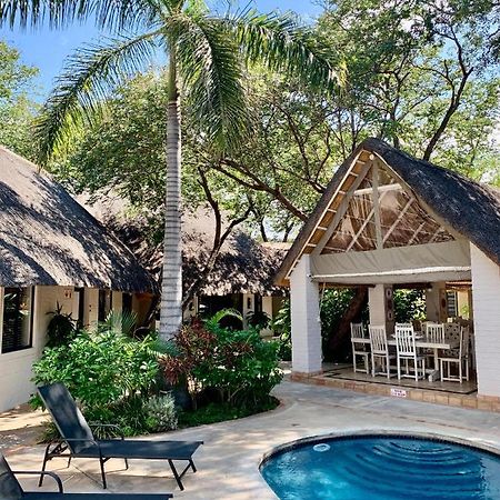 Pamarah Lodge Виктория Фолс Екстериор снимка