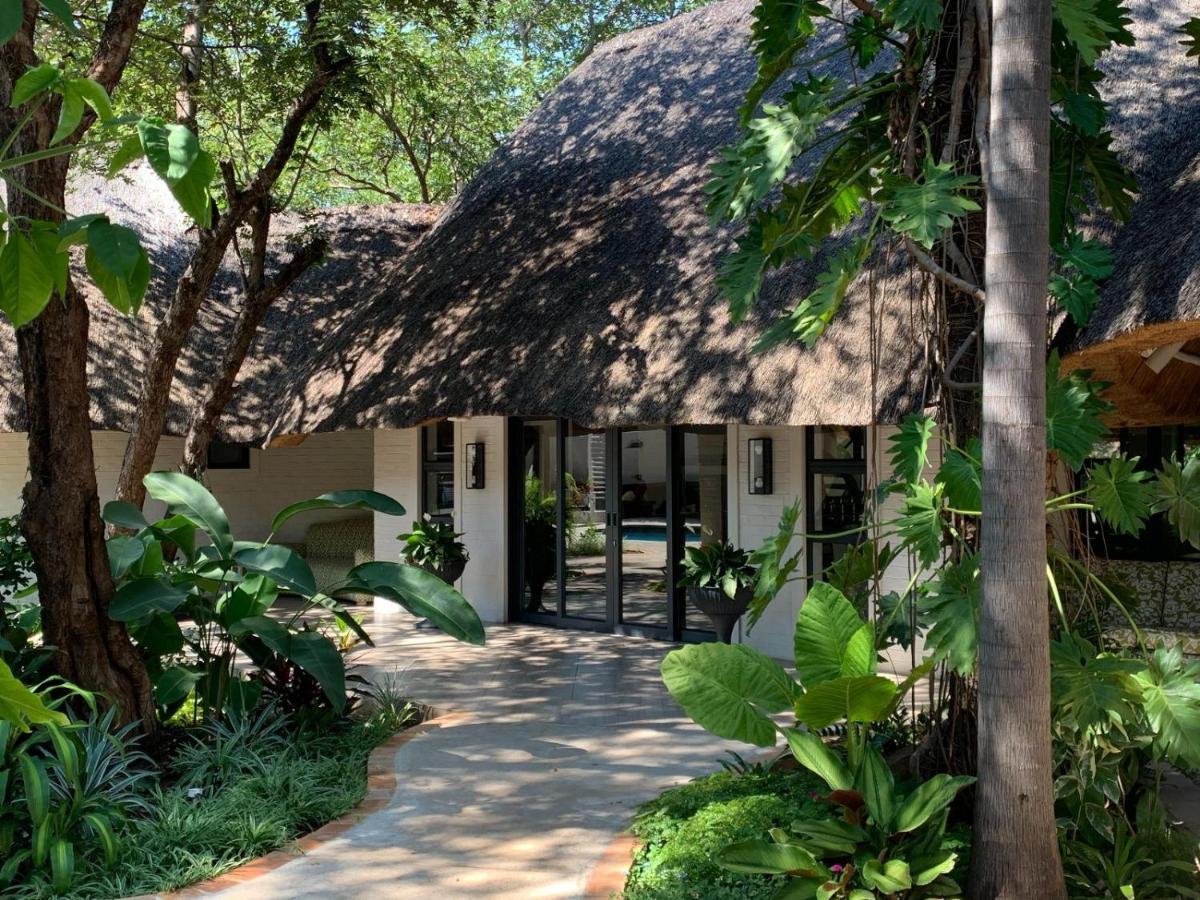 Pamarah Lodge Виктория Фолс Екстериор снимка
